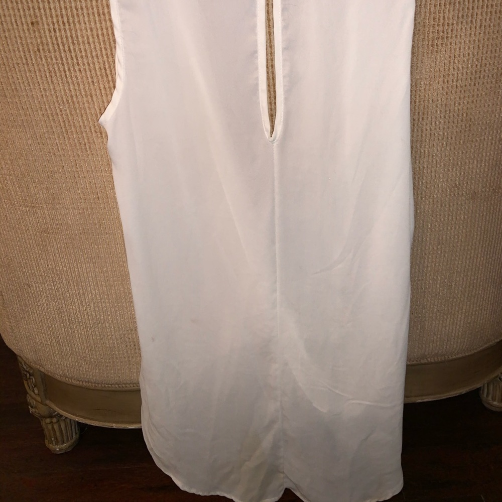 Sleeveless comfortable and sleek